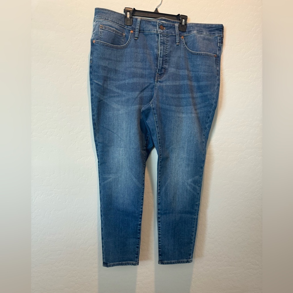 Madewell NWOT 9” Mid Rise Skinny Jeans - 18